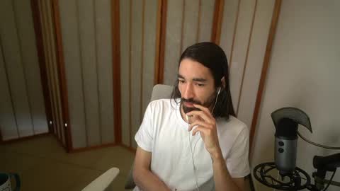 Snapshot of your_ice_cream chatting on March 31, 3:23 pm Siebel. online show from March 31, 3:23 pm