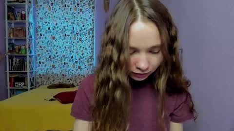 Leslie online show from February 27, 1:44 pm