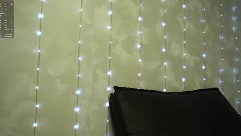 Snapshot of your_little_flexible_girl chatting on July 22, 8:33 pm Meri online show from July 22, 8:33 pm