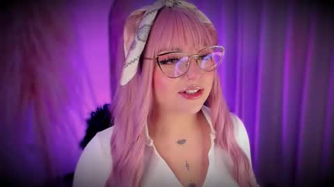 Snapshot of your_littlepervert_ chatting on February 23, 4:54 am Cami independent model online show from February 23, 4:54 am