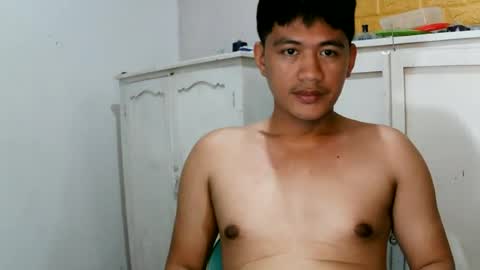 Snapshot of your_love_miaka chatting on June 27, 7:08 pm your_love_miaka online show from June 27, 7:08 pm