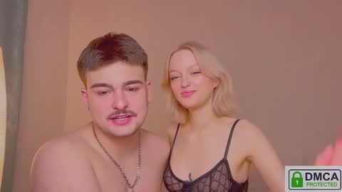 your_molly_mark online show from November 20, 4:01 am