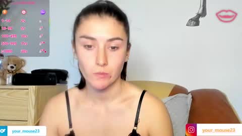 Snapshot of your_mouse23 chatting on February 4, 10:00 am Andrea Your sweet farmer girl online show from February 4, 10:00 am