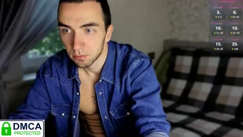Snapshot of your_new_boyfriend17 chatting on October 18, 5:32 am Your new boyfriend17 online show from October 18, 5:32 am