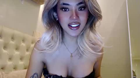 Lena online show from March 6, 2:41 am