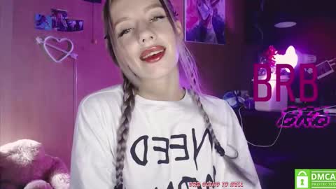 Alice  online show from March 10, 11:43 pm