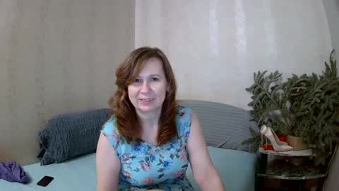 Snapshot of your_starsun chatting on February 2, 8:41 pm your_starsun online show from February 2, 8:41 pm