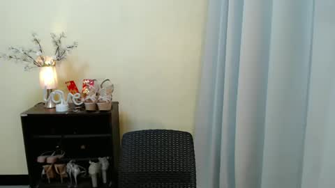 Snapshot of yourangelictransgirl chatting on February 10, 4:14 pm Hi its me Yna online show from February 10, 4:14 pm