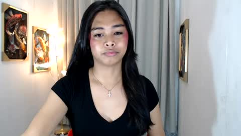 Snapshot of yourangelofsex chatting on July 18, 5:22 am yourangelofsex online show from July 18, 5:22 am