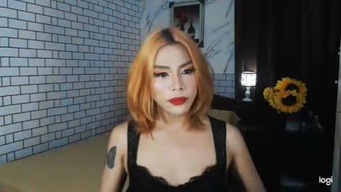 Snapshot of yourasianbigcock chatting on September 18, 11:56 am LEXI online show from September 18, 11:56 am