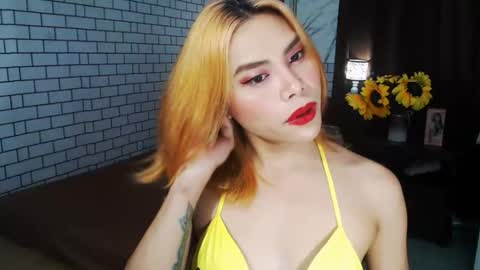 Snapshot of yourasianbigcock chatting on September 30, 1:54 am LEXI online show from September 30, 1:54 am