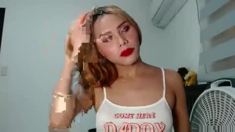 Snapshot of yourasianbigcock chatting on October 10, 10:47 am LEXI online show from October 10, 10:47 am