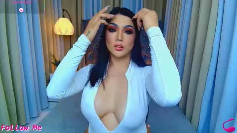 Goddess online show from March 26, 12:00 pm