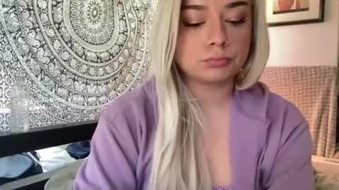 Alexandria online show from April 6, 4:52 pm