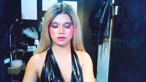 yourdirtygirl_lyla online show from March 5, 6:53 am