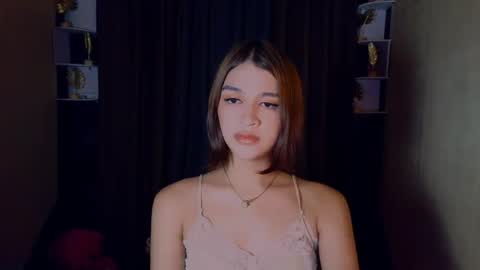 Snapshot of yourdirtygirlxoxo chatting on May 7, 4:23 pm yourdirtygirlxoxo online show from May 7, 4:23 pm