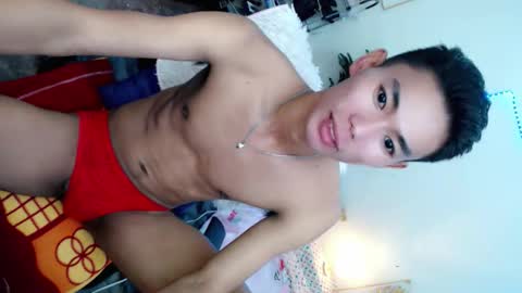 Snapshot of yourdreamboyx chatting on September 26, 11:25 am Rence online show from September 26, 11:25 am