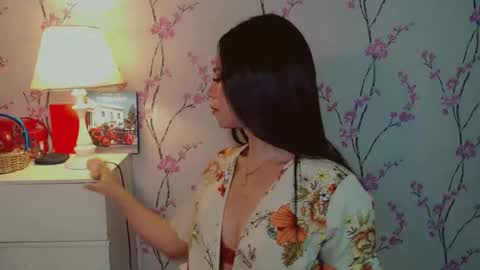 Snapshot of yourdreamgirljane chatting on October 13, 5:35 pm JANE online show from October 13, 5:35 pm