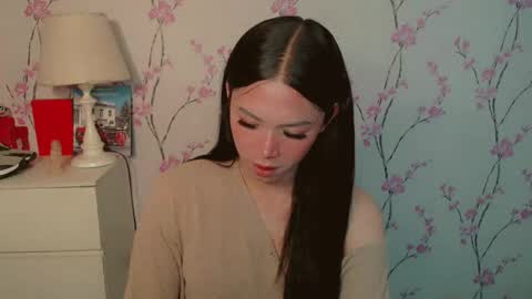 Snapshot of yourdreamgirljane chatting on October 23, 1:49 am JANE online show from October 23, 1:49 am