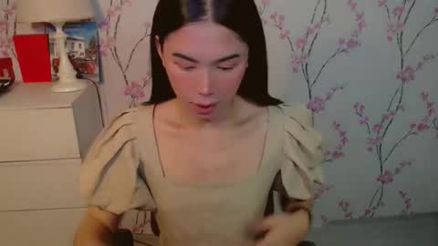 Snapshot of yourdreamgirljane chatting on October 23, 7:01 pm JANE online show from October 23, 7:01 pm