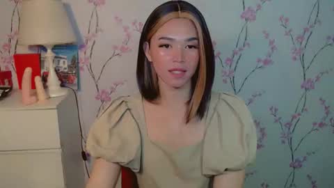 Snapshot of yourdreamgirljane chatting on October 24, 12:56 pm JANE online show from October 24, 12:56 pm