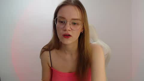 Snapshot of yourdreamray chatting on July 3, 8:48 pm Lana online show from July 3, 8:48 pm