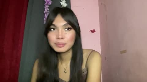 Snapshot of yourehot_sedny chatting on April 11, 7:51 pm yourehot_sedny online show from April 11, 7:51 pm