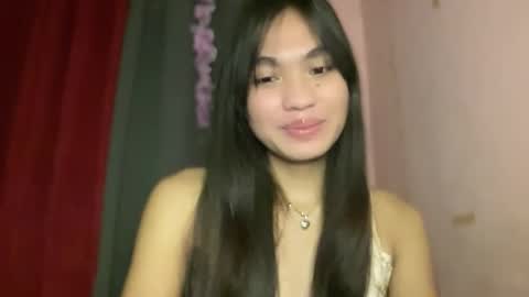 Snapshot of yourehot_sedny chatting on April 15, 6:37 pm yourehot_sedny online show from April 15, 6:37 pm