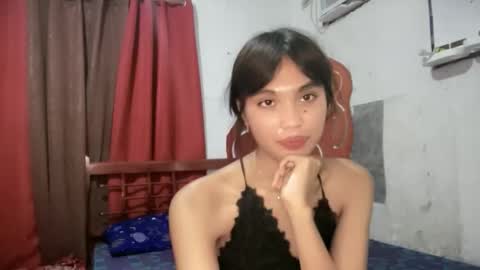 Snapshot of yourehot_sedny chatting on June 10, 1:21 pm yourehot_sedny online show from June 10, 1:21 pm