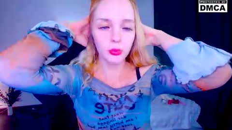 Snapshot of yourfairyalice_ chatting on July 13, 4:26 am yourfairyalice_ online show from July 13, 4:26 am