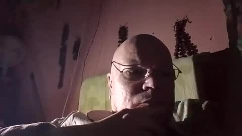 yourfans78gt31 online show from April 13, 9:42 pm