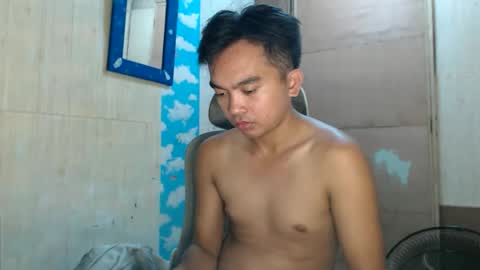 i am your dream boy  JR  online show from April 12, 7:41 pm