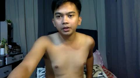 Snapshot of yourfantasyboyjr chatting on June 5, 7:58 am i am your dream boy JR online show from June 5, 7:58 am