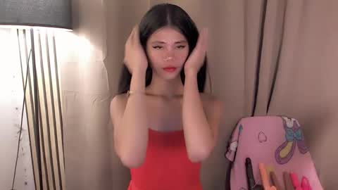 Snapshot of yourfavoratevivian chatting on June 9, 8:42 pm Vivian online show from June 9, 8:42 pm