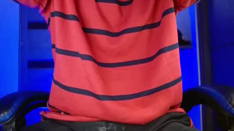 yourfavorite_bigclit online show from April 16, 9:10 am