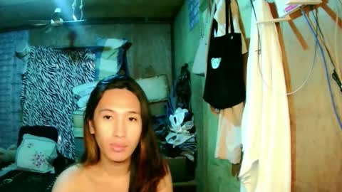 Snapshot of yourfuckerasian chatting on November 24, 5:40 am yourfuckerasian online show from November 24, 5:40 am
