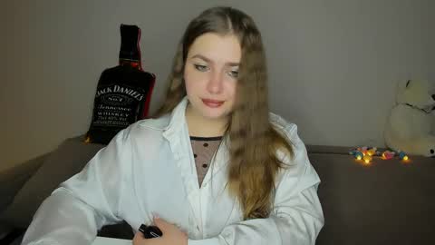 Snapshot of yourgem__ chatting on January 6, 4:34 pm yourgem__ online show from January 6, 4:34 pm