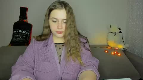 Snapshot of yourgem__ chatting on February 17, 4:15 pm yourgem__ online show from February 17, 4:15 pm