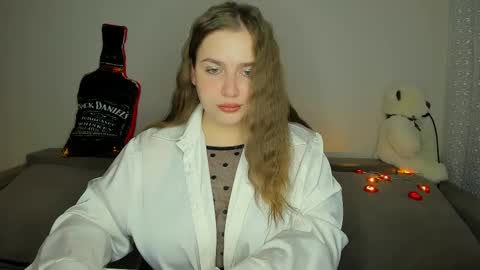 Snapshot of yourgem__ chatting on February 18, 4:59 pm yourgem__ online show from February 18, 4:59 pm