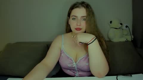 Snapshot of yourgem__ chatting on March 14, 4:23 pm yourgem__ online show from March 14, 4:23 pm