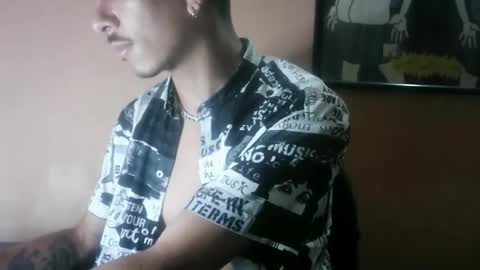 Snapshot of yourgodzeus chatting on April 29, 4:49 am yourgodzeus online show from April 29, 4:49 am