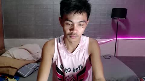 Snapshot of yourguy_josh23 chatting on May 10, 5:45 am Josh online show from May 10, 5:45 am