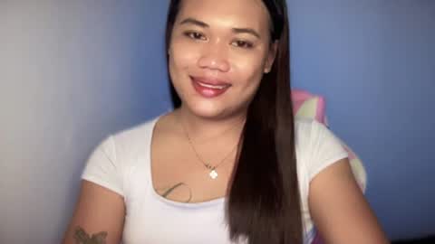 Snapshot of yourhotlove_jamellaxxx chatting on July 15, 12:49 am LOVING JAMMELA online show from July 15, 12:49 am