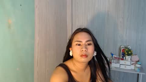 Mauie  online show from May 16, 12:40 am