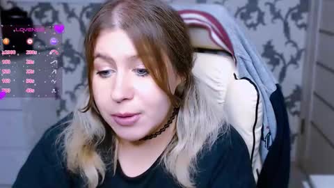 Snapshot of yourkarma_2_0 chatting on October 7, 5:21 pm Karma online show from October 7, 5:21 pm