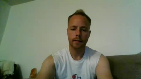 yourlove8523 online show from July 24, 3:59 am