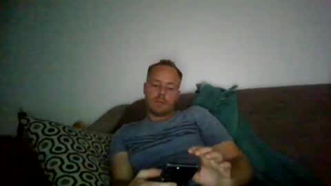 yourlove8523 online show from July 30, 3:27 am