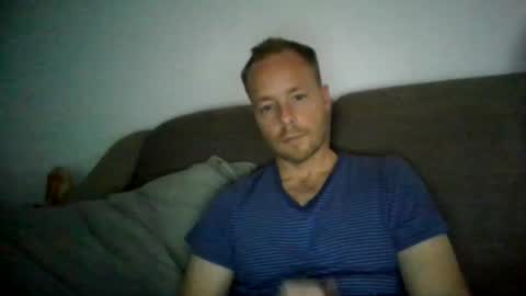 yourlove8523 online show from August 6, 3:08 am