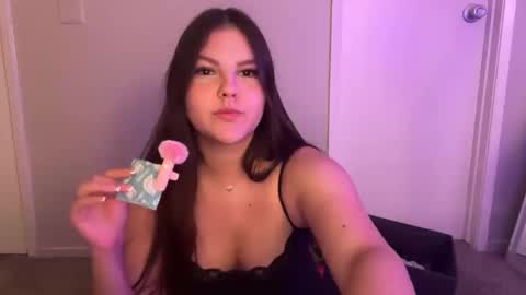 yourmila1 online show from June 9, 5:08 am