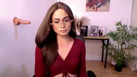 Snapshot of yournaughty_poxysweet chatting on May 25, 9:37 am poxy online show from May 25, 9:37 am